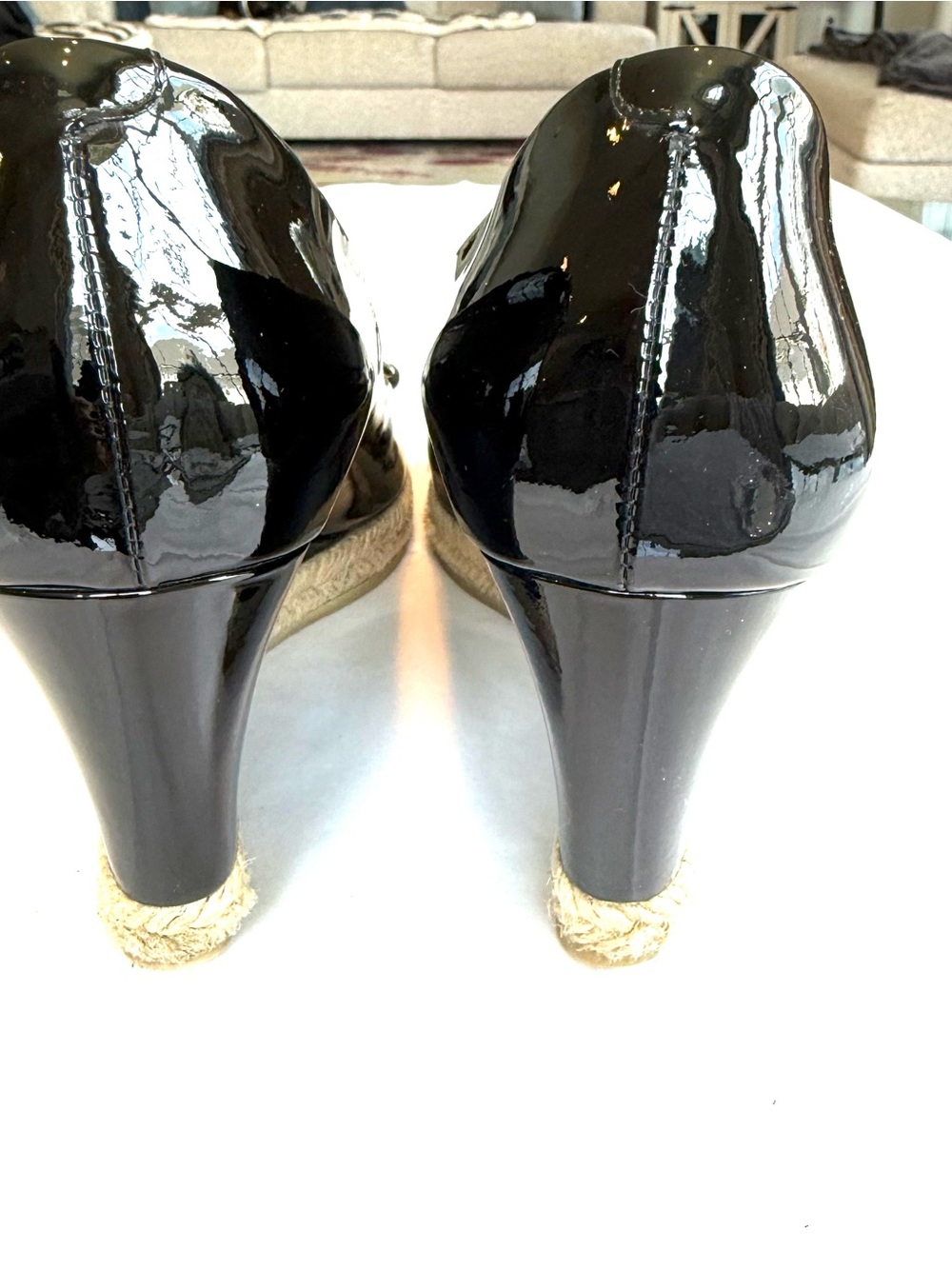 Gucci Black Patent Leather Peep-Toe Flats with Gold Horsebit size 38 - Picture 4 of 5